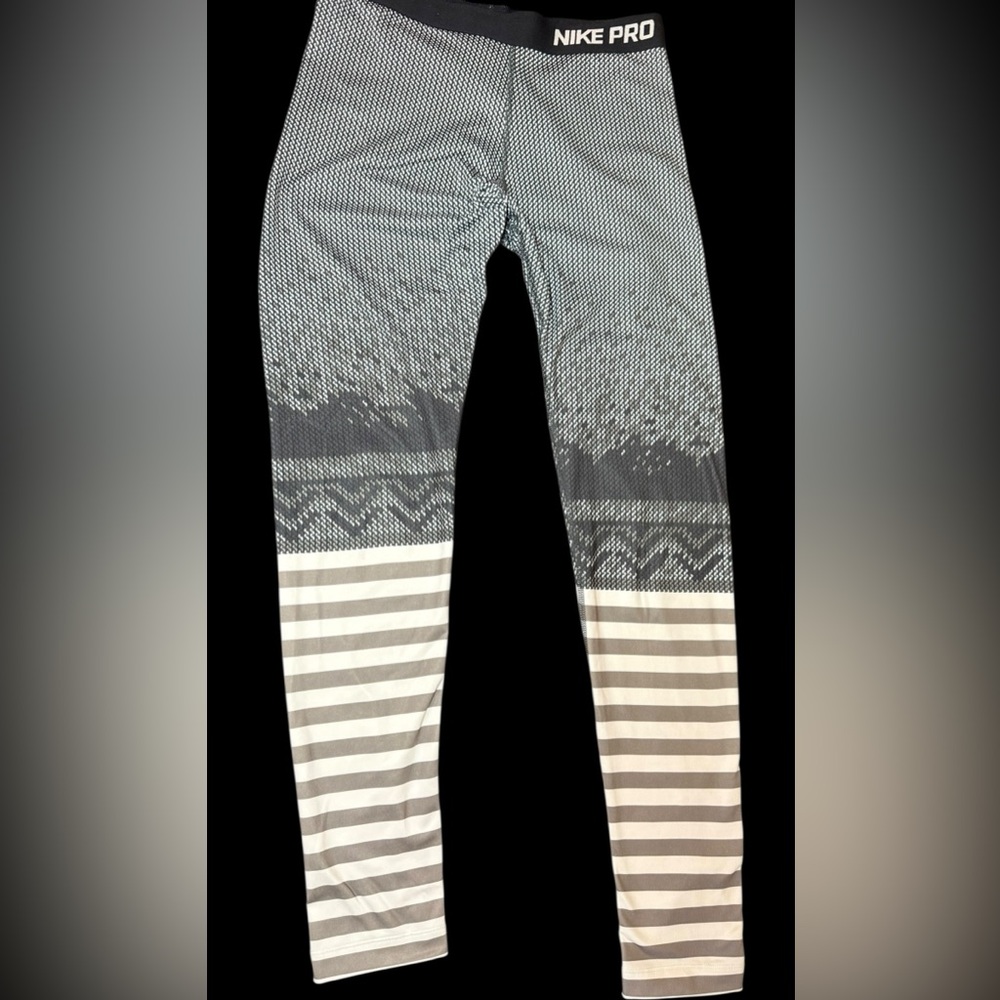 Nike Pro Hyperwarm Engineered Aztec Geometric Pri… - image 3